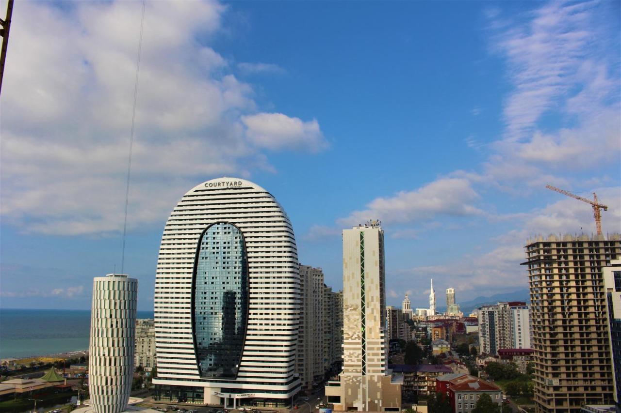 Orbi City In Batoumi Extérieur photo