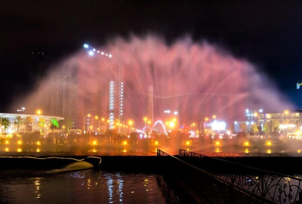 Orbi City In Batoumi Extérieur photo